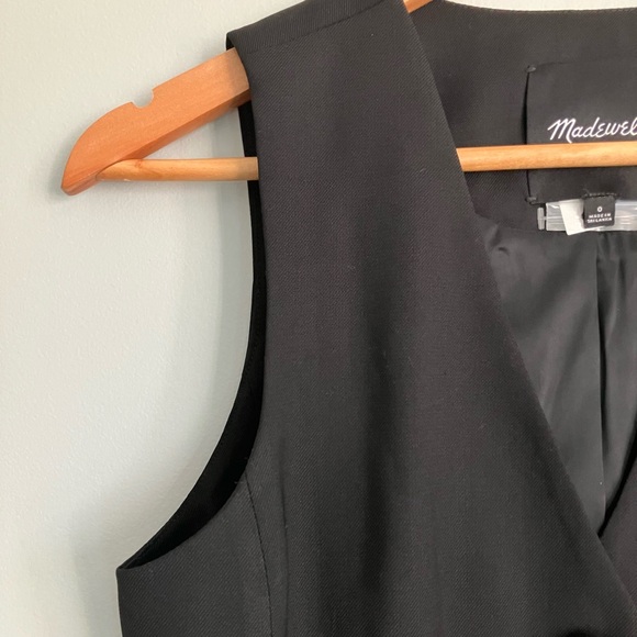 MADEWELL Black Structured Button Front Fitted Vest Size 0 NWT - Picture 2 of 11